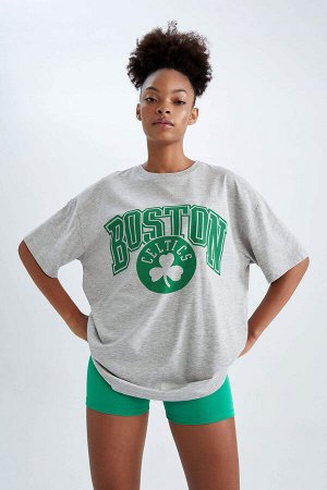Defacto Fit NBA Boston Celtics Licensed Oversize-футболка с круглым вырезом и короткими рукавами