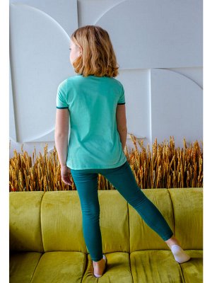 Комплект для девочки: футболка и капри (Размер пишите в комментариях, где нет выбора )