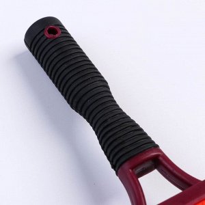 Двухсторонняя пуходёрка-щетка с резиновой ручкой 10 х 16,5 см, бордово-чёрная