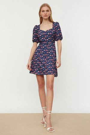 Платье %100 Polyester,