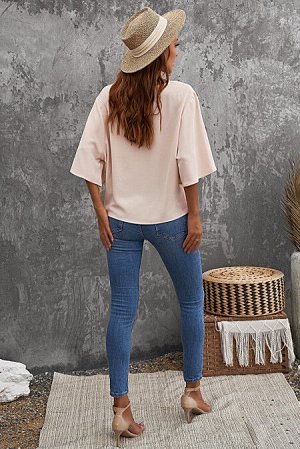 Персиковая свободная блуза с драпировкой и широкими рукавами