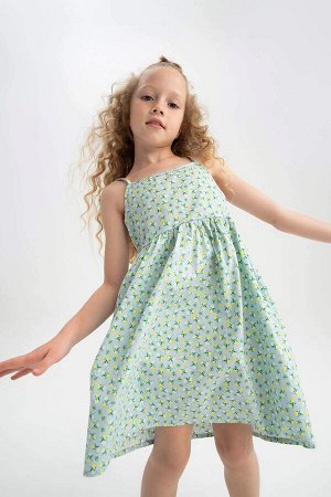 Платье Материал  Размеры модели: рост: 1,24 Надет размер: 6/7 лет Материал : Хлопок  100%
