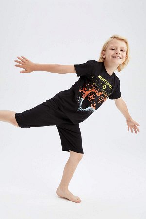 Хлопковые шорты с короткими рукавами и принтом для мальчиков, пижамный комплект