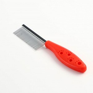 Расчёска "Лапки" с пластиковой ручкой, красная, 17,5 х 3 см