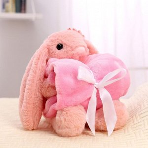 Мягкая игрушка с пледом «Зайка», цвет розовый