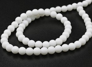 Бусины из агата белого шарик 6мм, 67 бусин