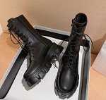 Осенние высокие Ботинки на шнуровке и молнии сбоку черные