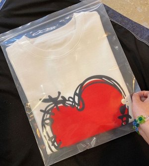 свободная футболка с круглым вырезом и короткими рукавами с мультяшным принтом «Сердце»