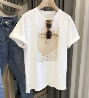 Летняя свободная футболка с интересным принтом и декором, белая