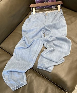 Тонкие и мягкие джинсы с резинкой