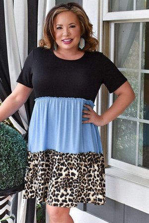 Черно-голубое многоярусное платье-футболка плюс сайз с леопардовым принтом в стиле пэчворк