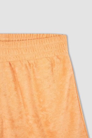 Классные шорты из махровой ткани стандартного кроя