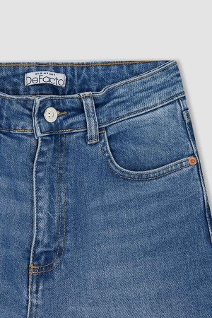 Обрезанные джинсы с высокой талией
