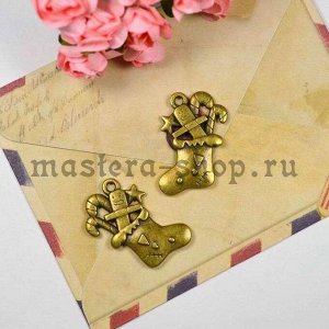 Винтажная подвеска Сапог с подарками