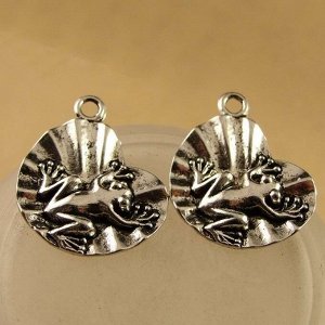 Серебряная подвеска Лягушка