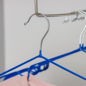 Плечики для одежды Доляна, размер 40-44, антискользящее покрытие, цвет синий
