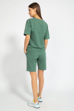Костюм Костюм Kivviwear 40364094/07 хаки 
Состав: ПЭ-24%; Хлопок-70%; Эластан-6%;
Сезон: Лето
Рост: 170

Костюм с шортами средней посадки с отделкой в виде канта по деталям переда и карманами в боков