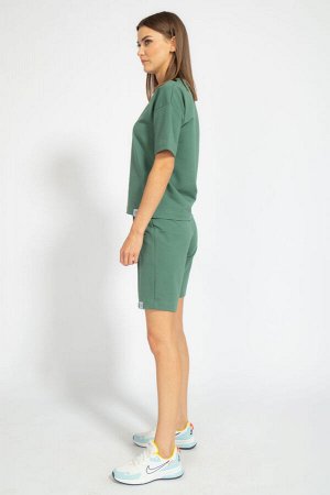 Костюм Костюм Kivviwear 40364094/07 хаки 
Состав: ПЭ-24%; Хлопок-70%; Эластан-6%;
Сезон: Лето
Рост: 170

Костюм с шортами средней посадки с отделкой в виде канта по деталям переда и карманами в боков