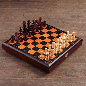 Шахматы "Темная классика" (доска дерево 30 х 30 см, фигуры дерево, король h=8 см)