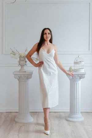 Платье , белое