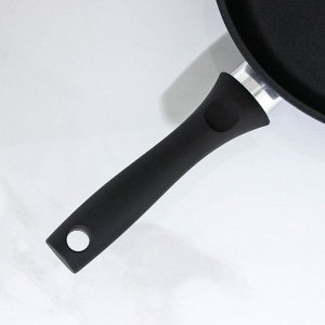 Сковорода «Традиция», d=26 см, пластиковая ручка, антипригарное покрытие, цвет чёрный