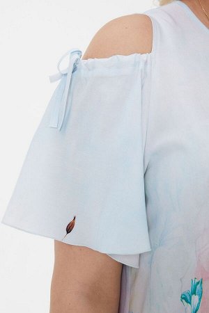 Платье Женственное платье А - образного силуэта из купонной штапельной ткани с нежным принтом. Круглый вырез горловины обработан окантовкой. Рукава втачные, укороченной длины, верх рукава с открытой л