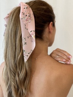 Шифоновая резинка для волос с платочком Розовый