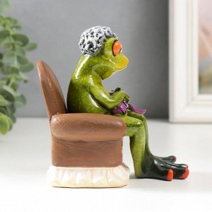 Фигурка полистоун лак «Лягуха-бабуля», 13.5x10.5x8.5 см