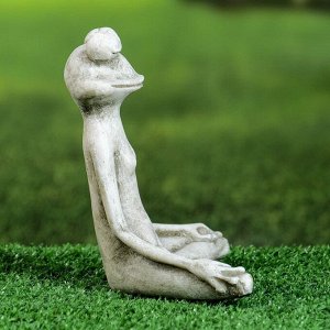 Садовая фигура "Лягушка йог в позе лотоса" серая, 15х18х10см