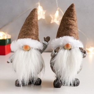 Сувенир полистоун "Дед Мороз в колпаке с мехом, белая борода"МИКС 15х6,5х6,5 см