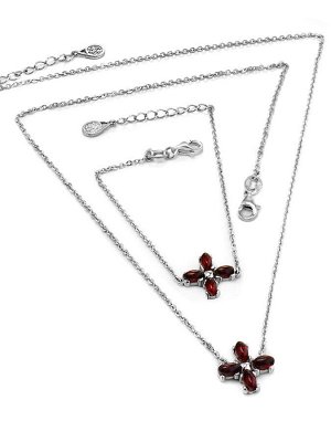 Изящный браслет с янтарём вишнёвого цвета «Суприм»