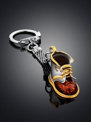 Брелок-подвеска «Ботинок» из янтаря коньячного цвета