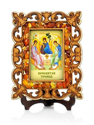 Небольшая икона-магнит в резной деревянной рамке с янтарем «Пресвятая троица»