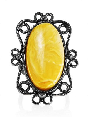 Серебряное кольцо «Винтаж» с крупной вставкой из натурального медового янтаря