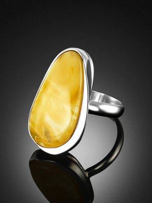 Серебряное кольцо с вставкой из натурального янтаря «Лагуна»
