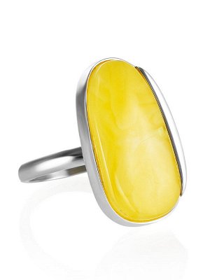 Серебряное кольцо с вставкой из сияющего медового янтаря «Лагуна»