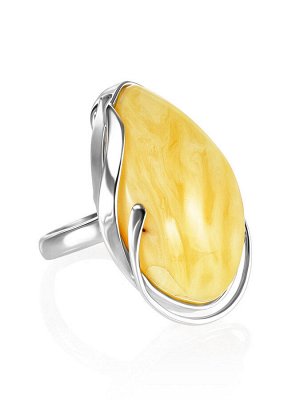 Серебряное кольцо с крупной вставкой из натурального медового янтаря «Маньяна»