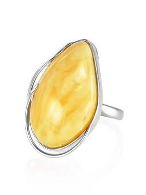 Серебряное кольцо с крупной вставкой из натурального медового янтаря «Маньяна»