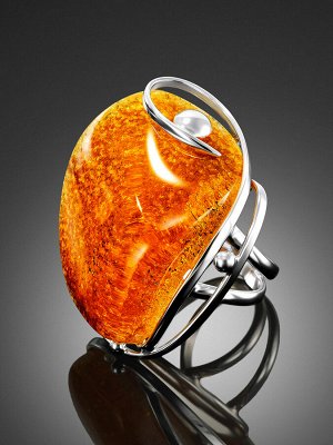 Уникальное объёмное кольцо из янтаря с природной корочкой
