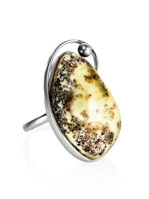 Эффектное кольцо с натуральным текстурным янтарём «Риальто»