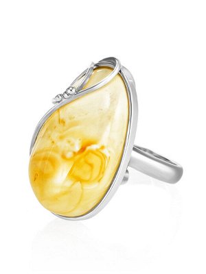 Эффектное серебряное кольцо со вставкой из натурального балтийского янтаря «Риальто»