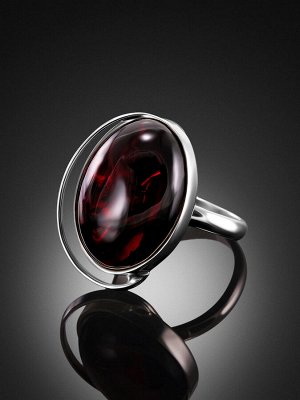 Яркое серебряное кольцо с натуральным вишнёвым янтарём «Лагуна»