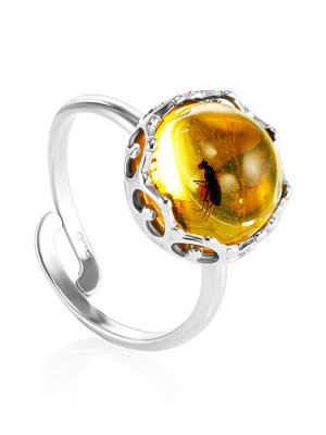 Лёгкое кольцо «Клио» из серебра и янтаря с инклюзом