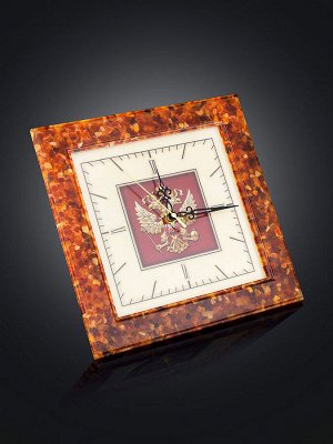 Часы квадратной формы «Герб России» в раме из живописной янтарной мозаики