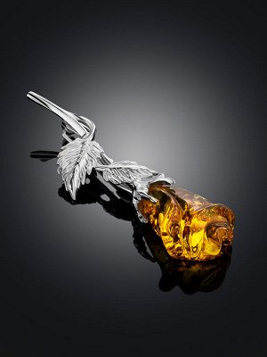 Изящная брошь из натурального балтийского янтаря золотистого цвета «Роза»