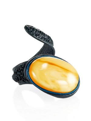 Эффектное кольцо «Змейка» из кожи двух оттенков и натурального янтаря