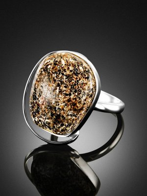 Кольцо из серебра со вставкой из текстурного янтаря