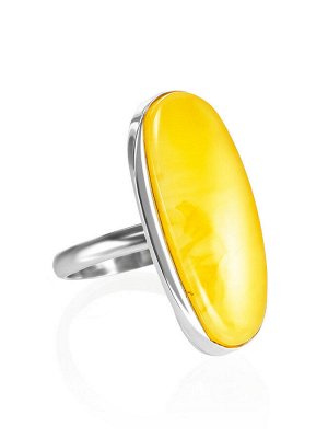 Крупное серебряное кольцо с натуральным медовым янтарем «Лагуна»