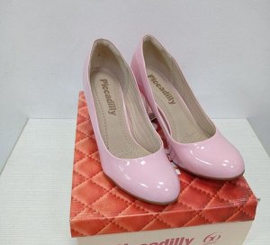Туфли розовые лаковые на прозрачном каблуке