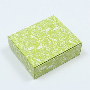 Подарочная коробка "Новогоднее попурри", 18,5 х 16 х 5,8 см